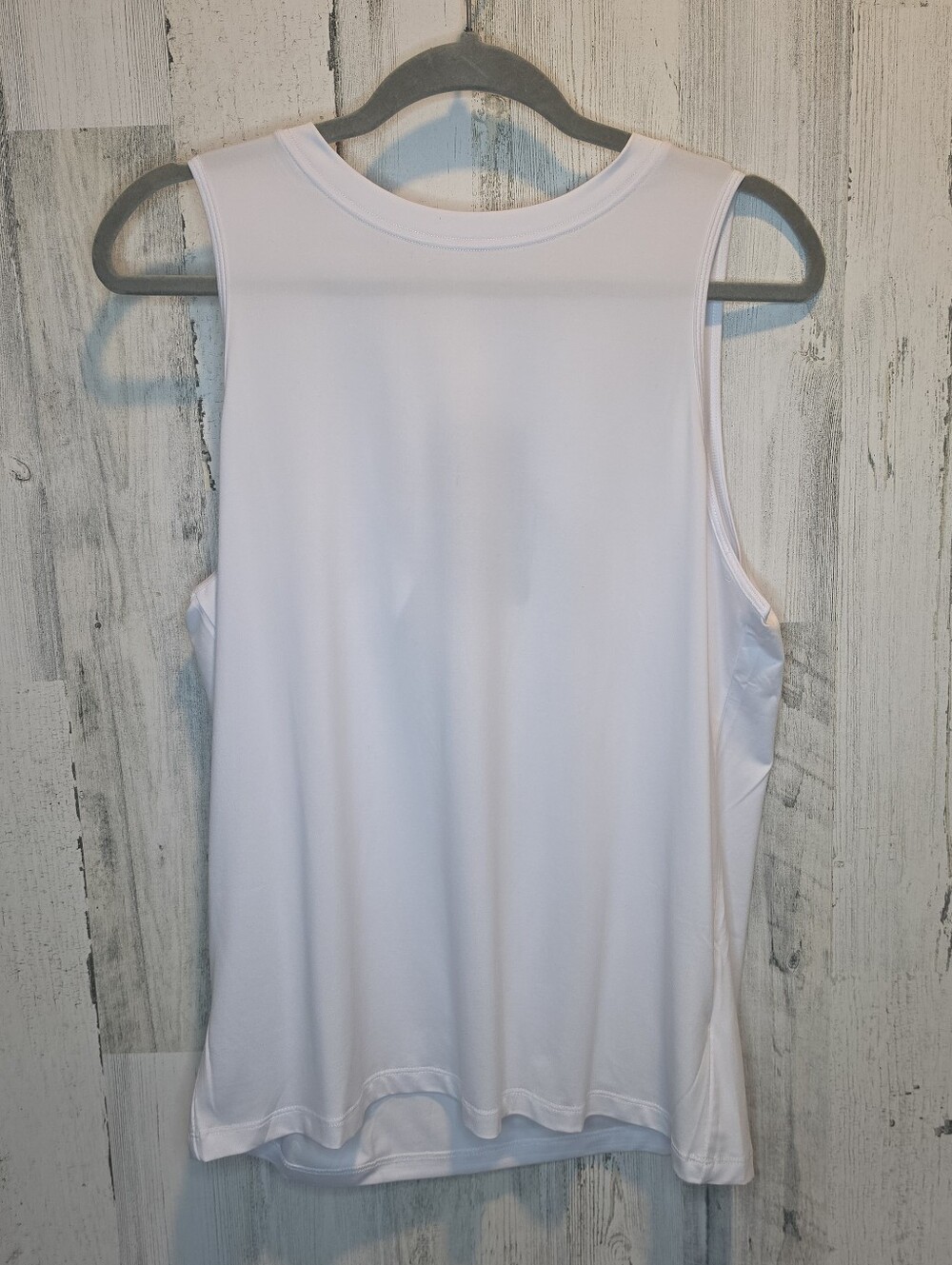 Fabletics Dry-Flex Open Back Tank Women’s L White Relaxed Fit NWT Activewear